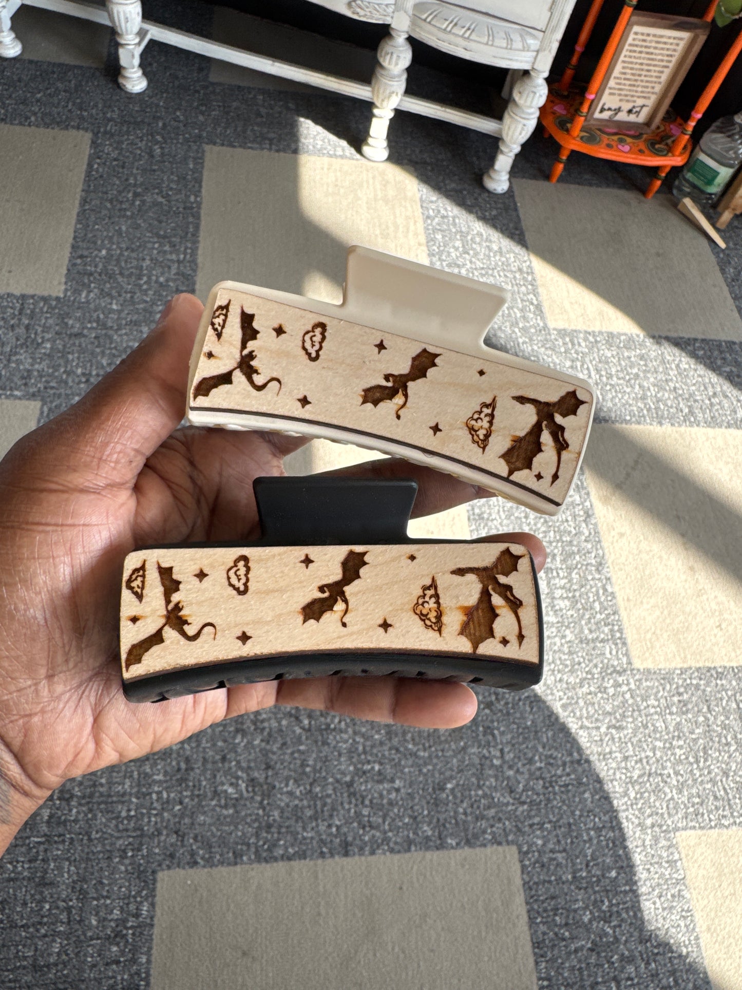 4th Wing Inspired 4 inch claw clip