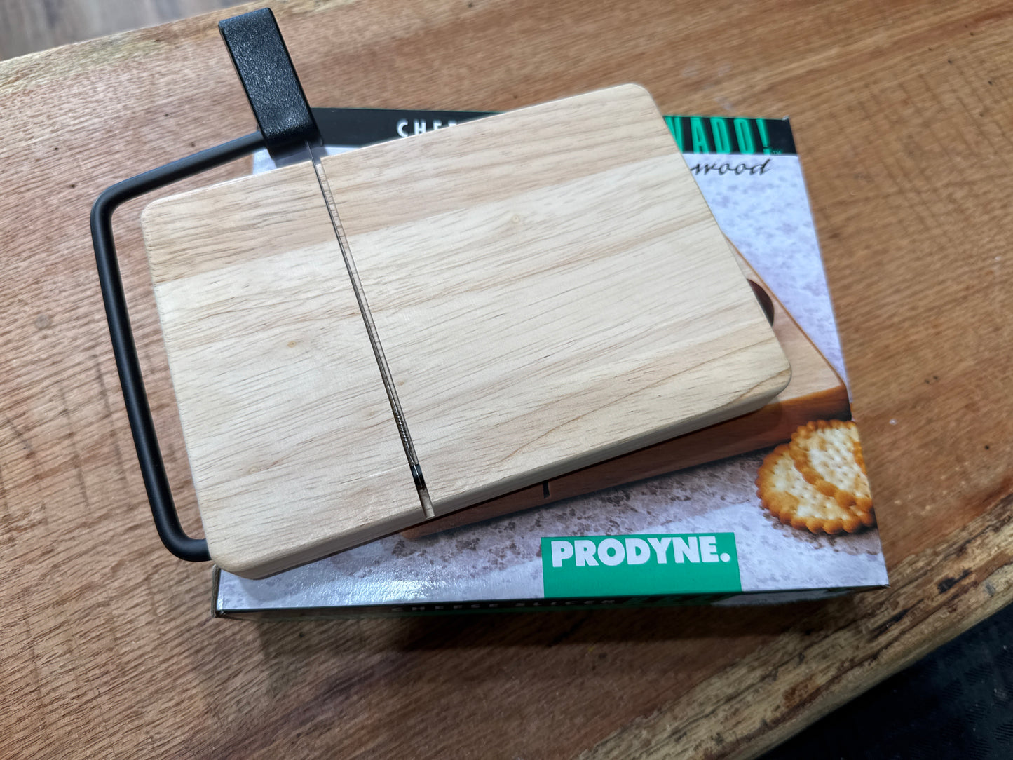 Cheese slicer