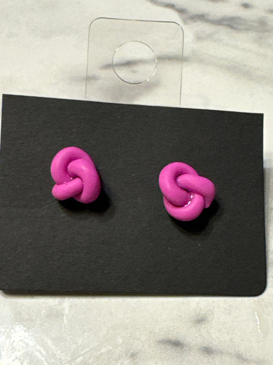 “Knottie” clay earrings