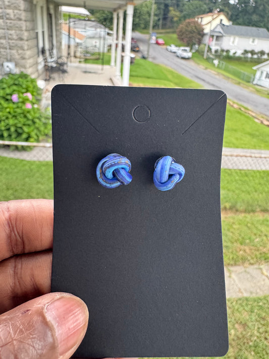 “Knottie Cougars” clay earrings