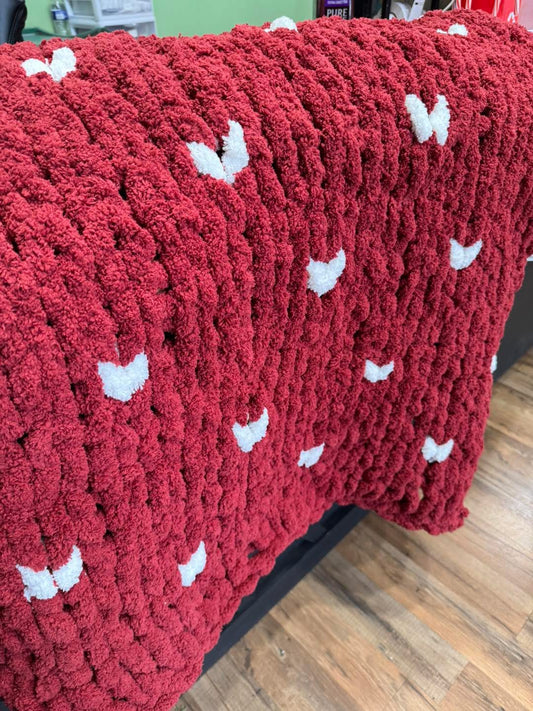 Sweet heart chunky knit blanket
