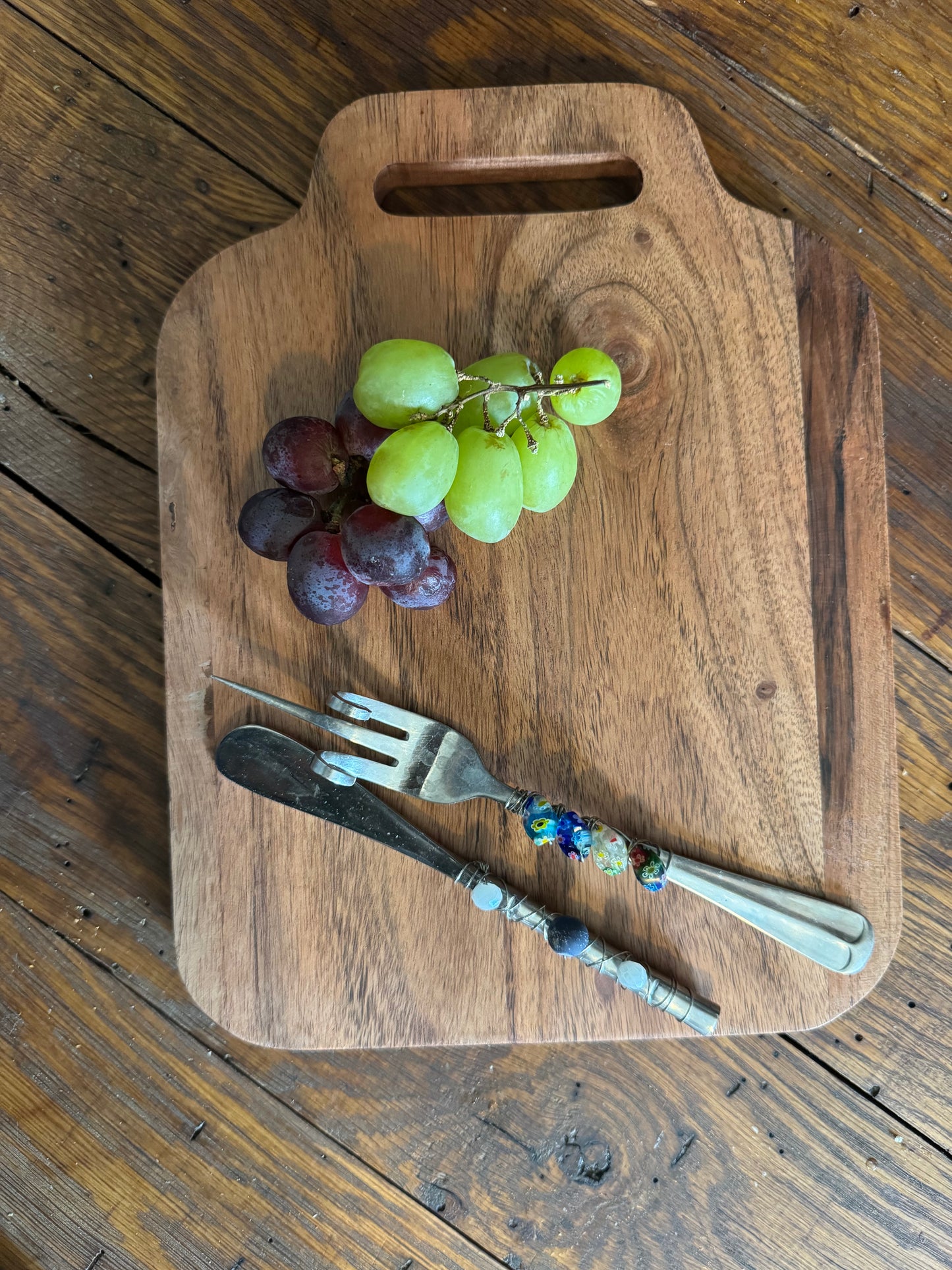Mini acacia wood cutting board